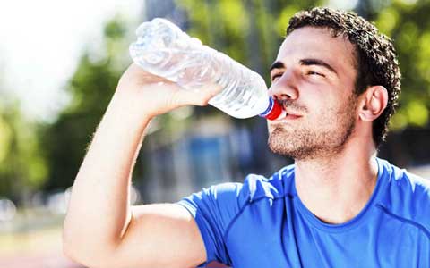 air alkali dan olahraga